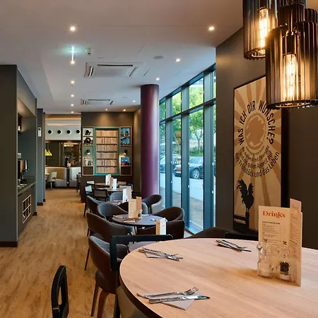 Szálloda Premier Frankfurt 3*