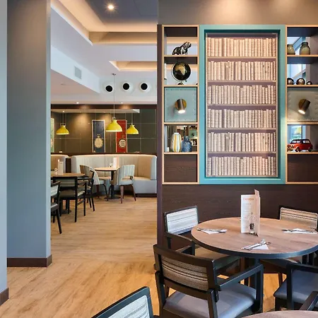 Premier Frankfurt Szálloda 3*