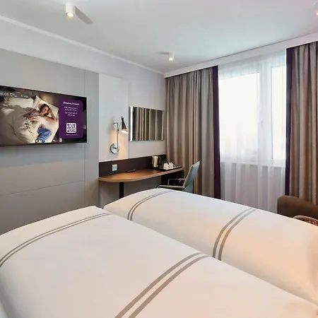 Premier Frankfurt Szálloda Eschborn